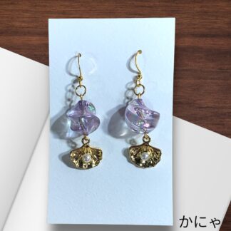 かにゃ  108  ピアス