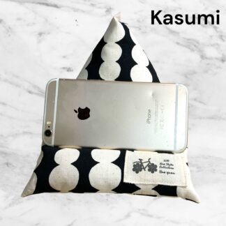 Kasumi  2469  スマホクッション