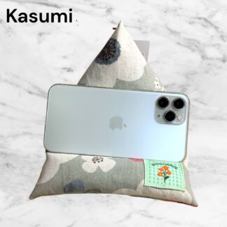 Kasumi  2461  スマホクッション