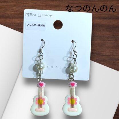 なつのんのん  7  ピアス